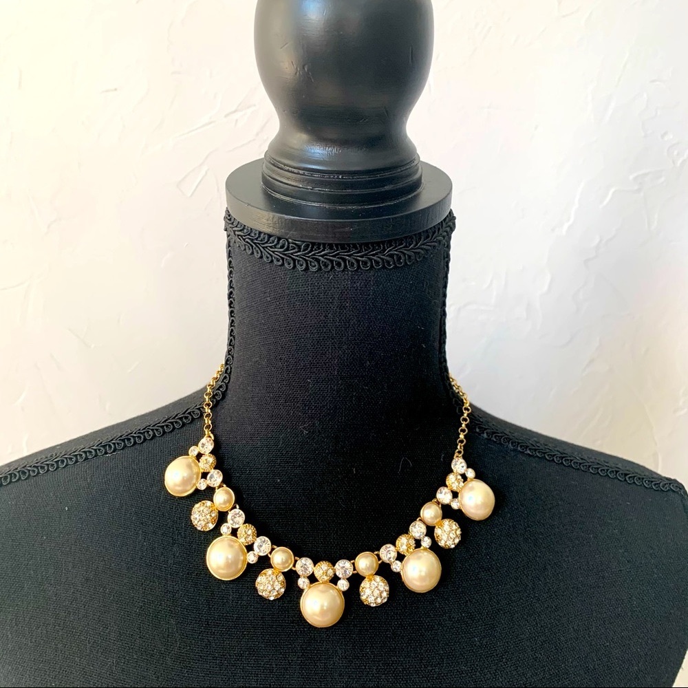 ✨Host Pick✨Charter Club Pearl & Crystal Necklace